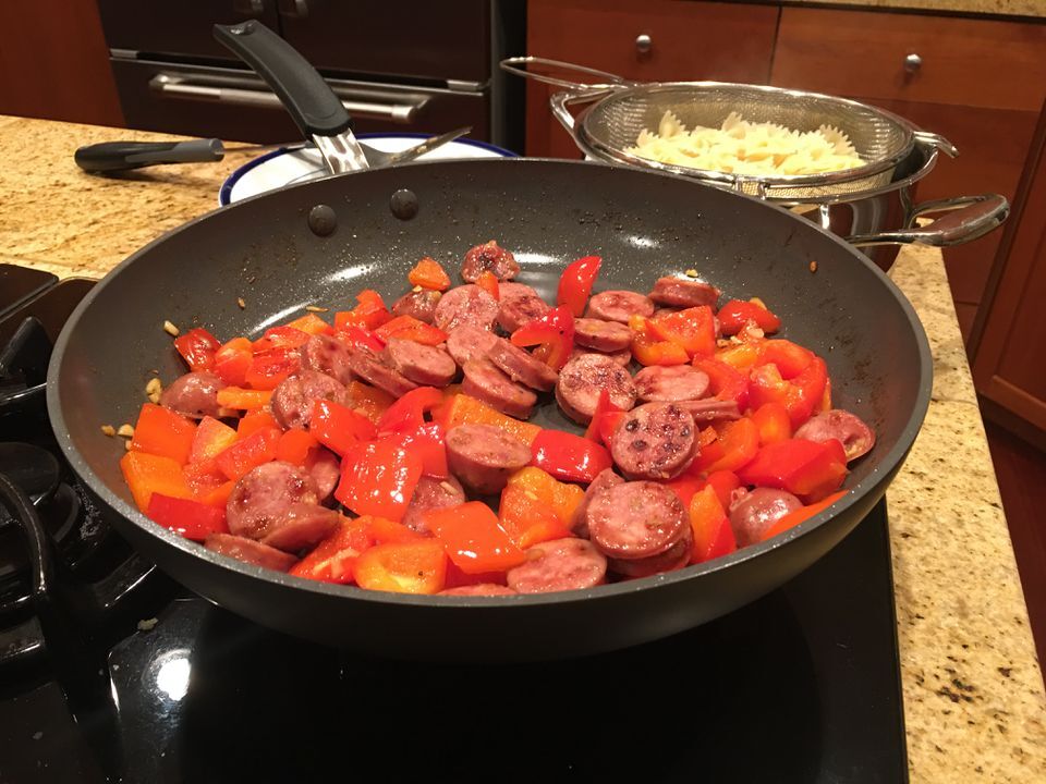 Ceramic nonstick skillets